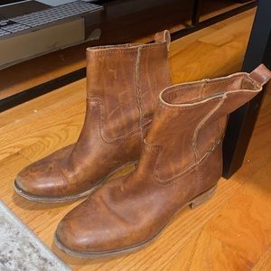 Tan Frye Boots women’s size 9.5